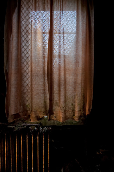 Photo by Scott Haefner: Behind the Veil