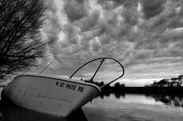 Photo by Scott Haefner: Leaning into Oblivion