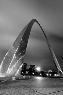 Photo: Gateway Arch